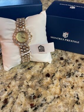 Montres Prestige Women's Gold Crystal Bracelet Watch